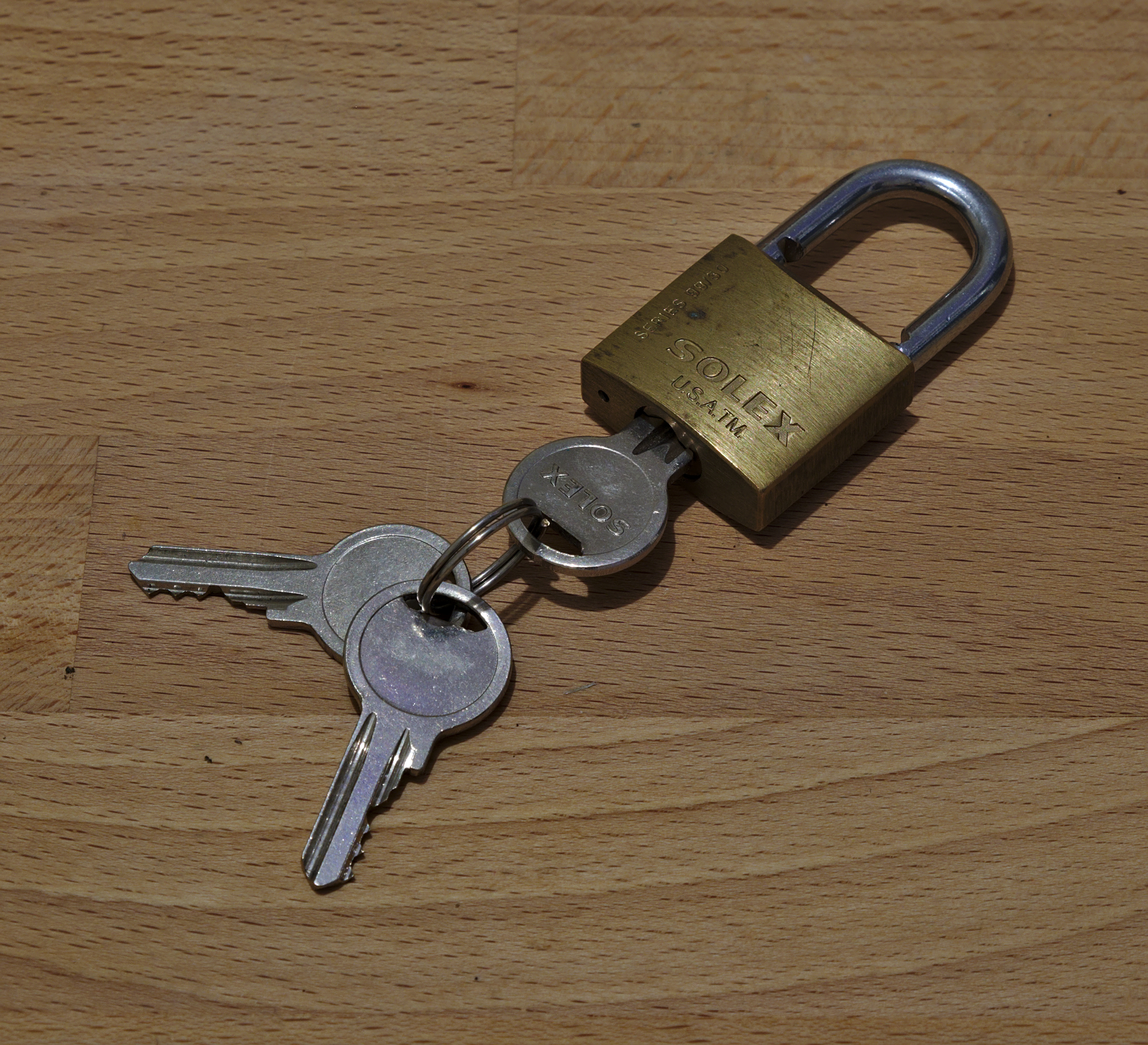 Secure lock and key